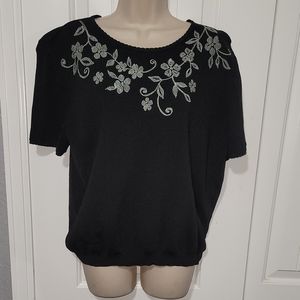 Alfred Dunner black & white top size large